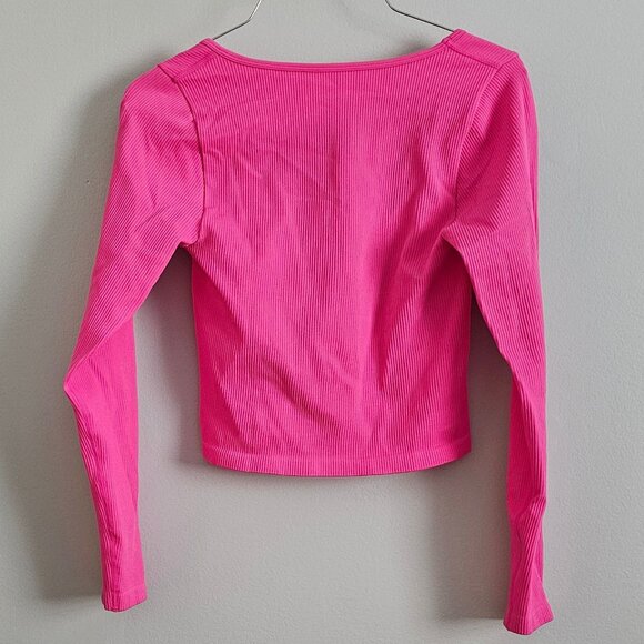 Women’s OQQ Barbie Pink Long Sleeve Cropped Top, Medium - Picture 3 of 7